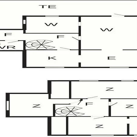 9 Person In Aram Nyaraló *